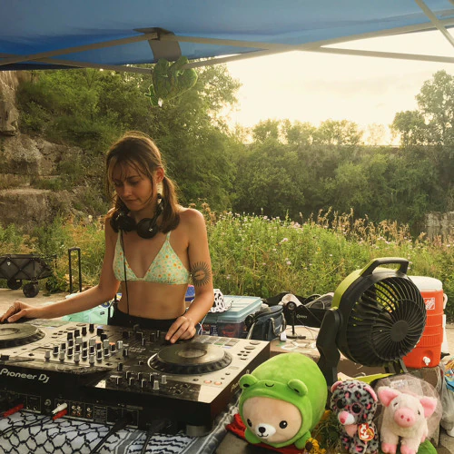 DJ SCARI