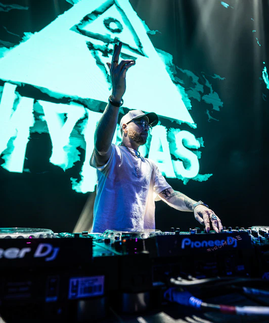 MYRIAS