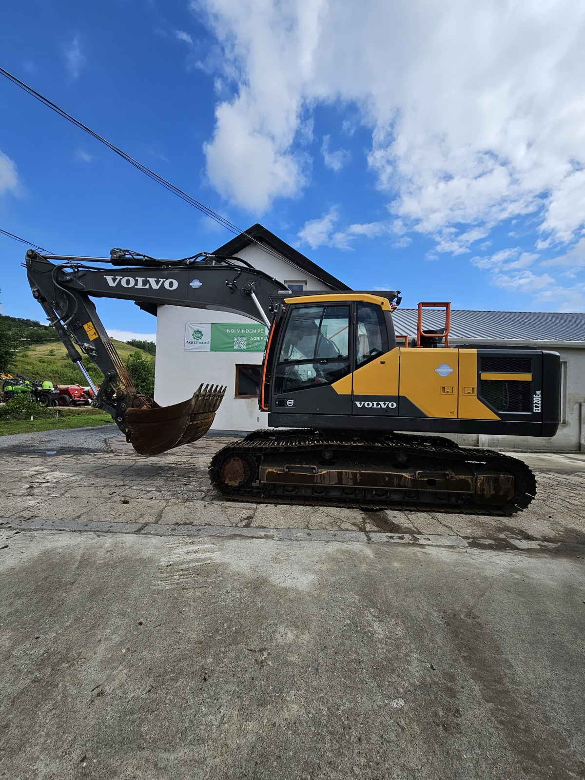 Excavator Volvo EC220ENL — poza 6